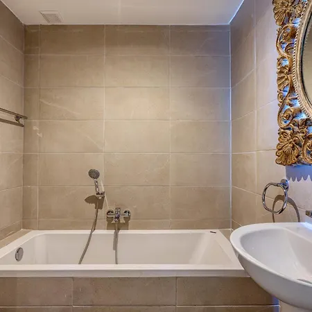 Luxury&spacious 2 Bedroom Tnik1-1 Apartamento Marsaxlokk